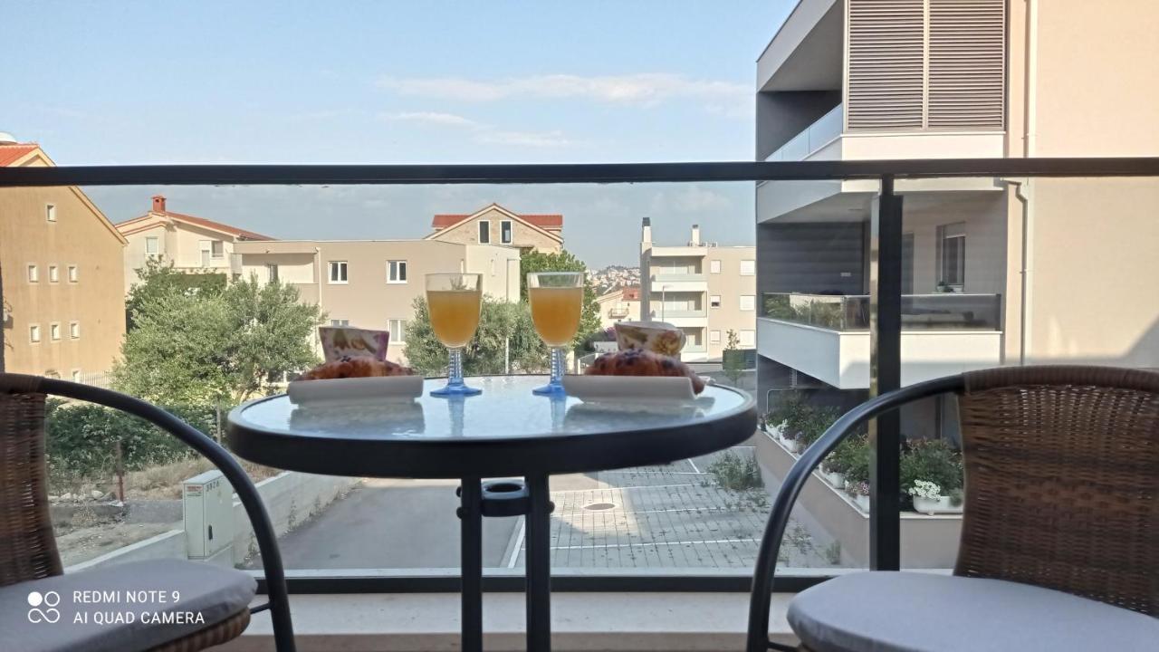 New Apartment Siroki**** Подстрана Екстериор снимка